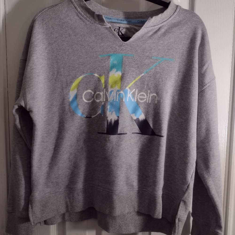 Calvin Klein sweatshirt